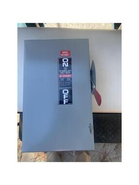 GE TGN3322 240VAC 60 A General Duty Non-Fusible Safety Switch - Excellent Cond.